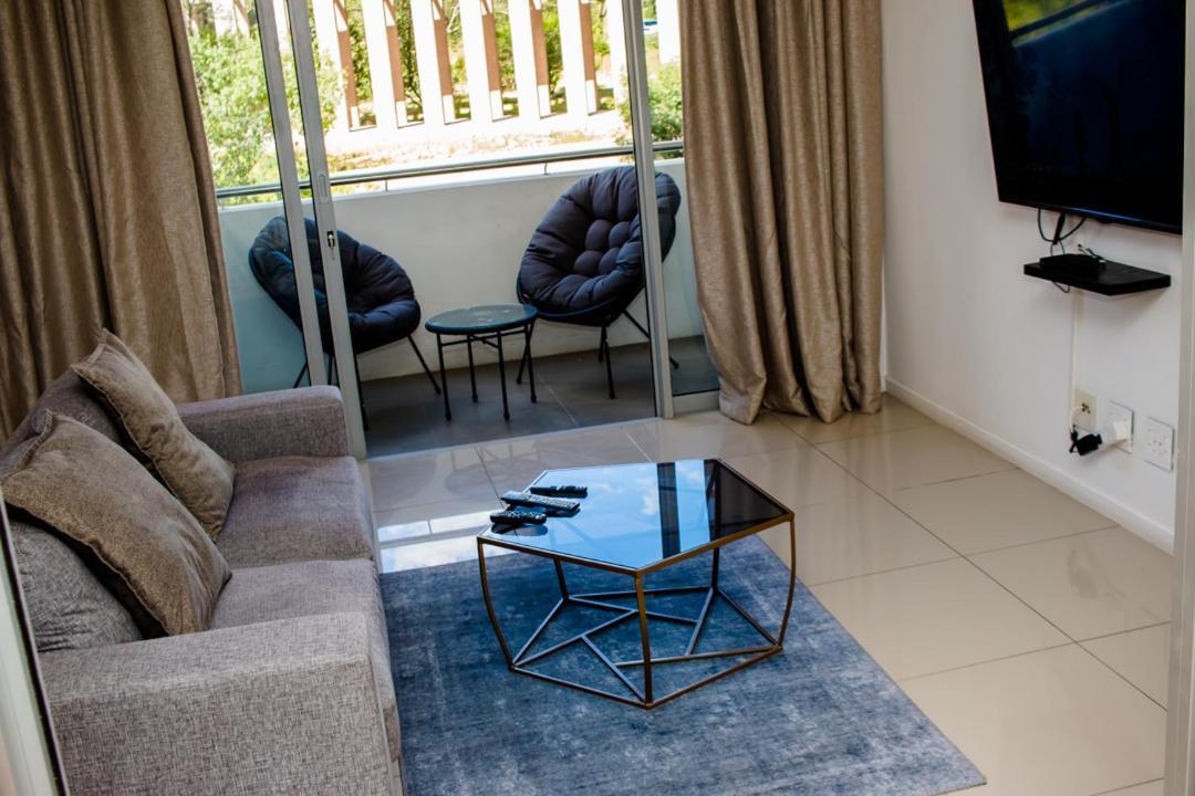 Urban Oasis Apartments At Freedom Plaza Windhoek Exterior photo